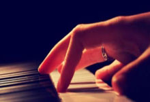 黑白直播-意甲冷温床今夜再燃！博洛尼亚VS维罗纳：黑马光环能否照亮保级铁骨？