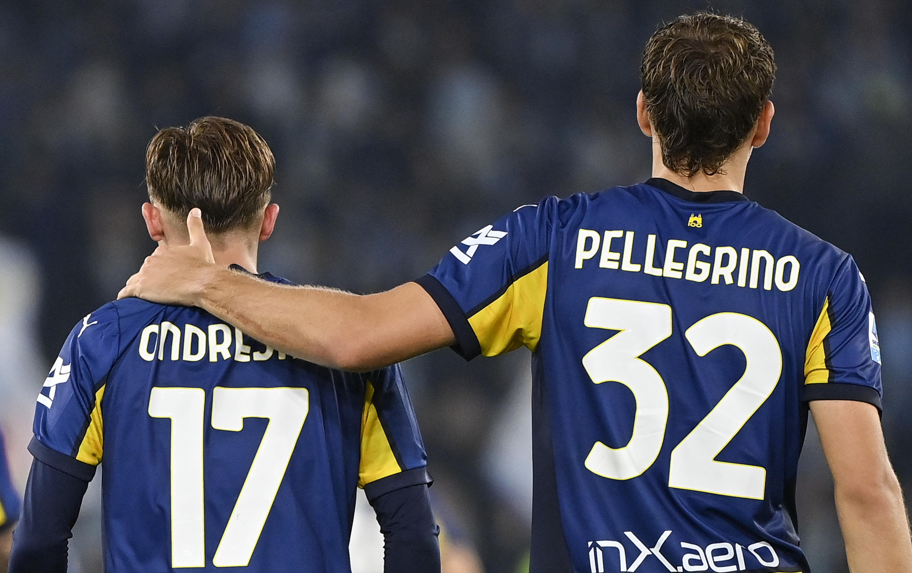 包含帕尔马战平对手，保持不败纪录的词条