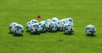 黑白直播nba在线观看-恩菲尔德锋线组合默契，世俱杯争冠实力凸显