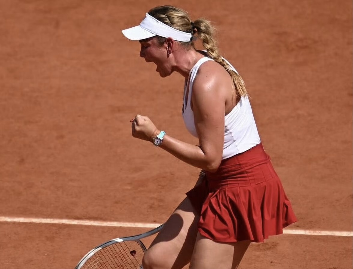 包含克罗地亚代表团在体操项目中斩获金牌，气势如虹的词条