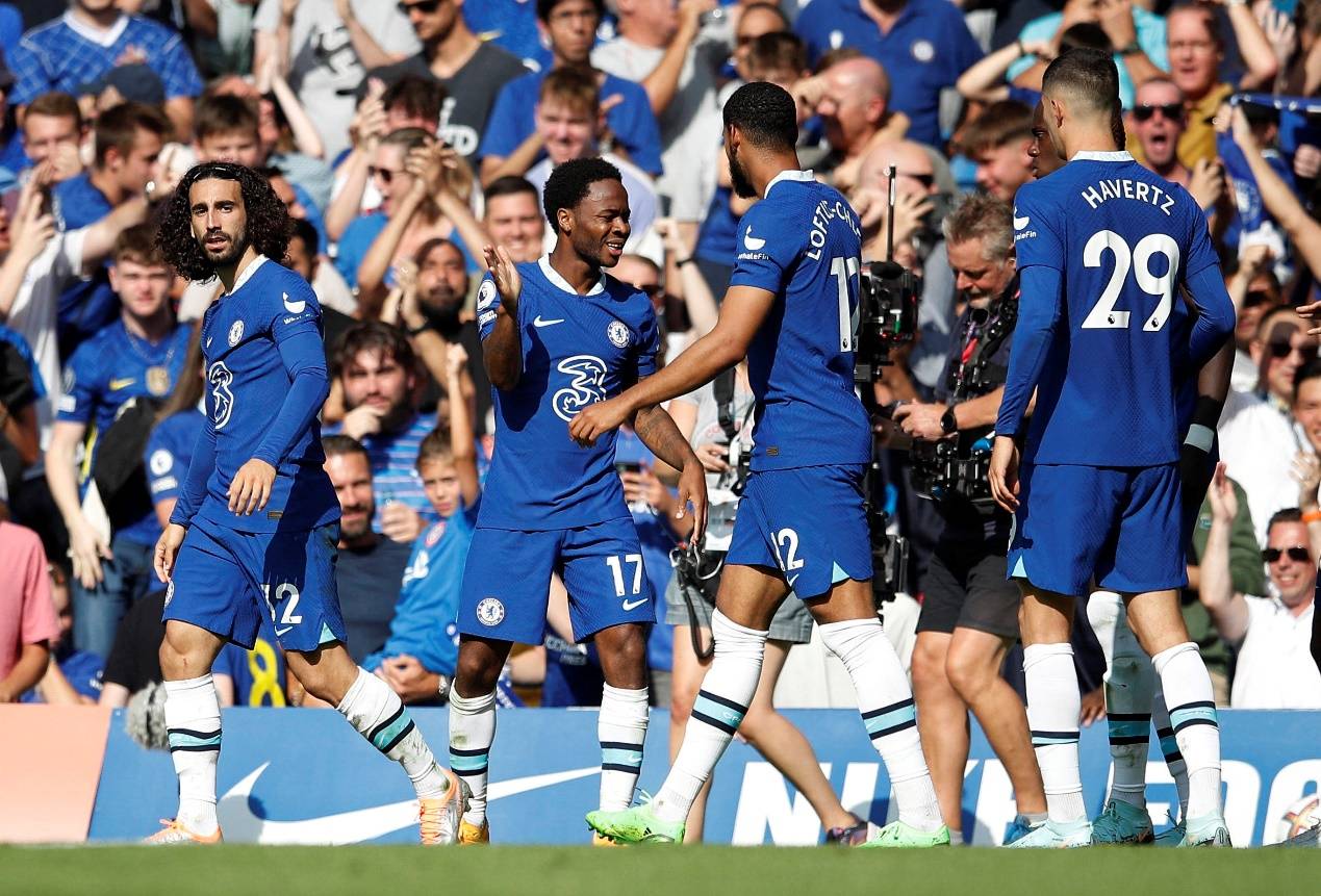 黑白直播在线观看-包含纽卡斯尔联主场憾负热刺，苦吞英超四连败的词条