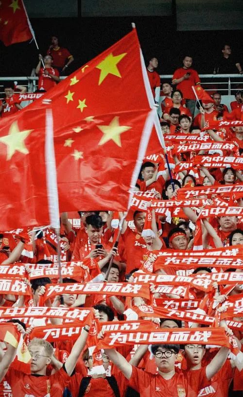 亚洲足坛:中国队战胜韩国取得胜利 亚洲足坛:中国队战胜韩国取得胜利