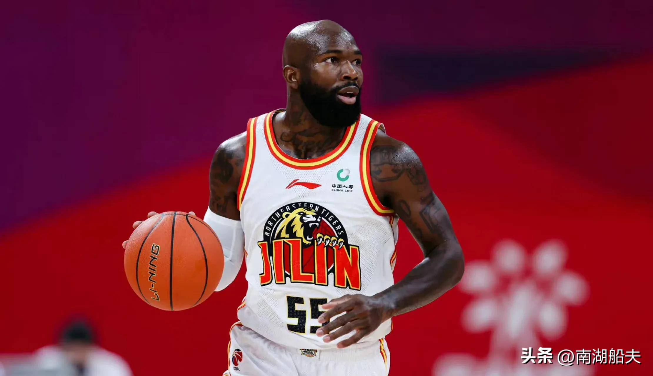 黑白直播nba在线观看-包含老将球员效力球队告别赛季，展望未来生活的词条