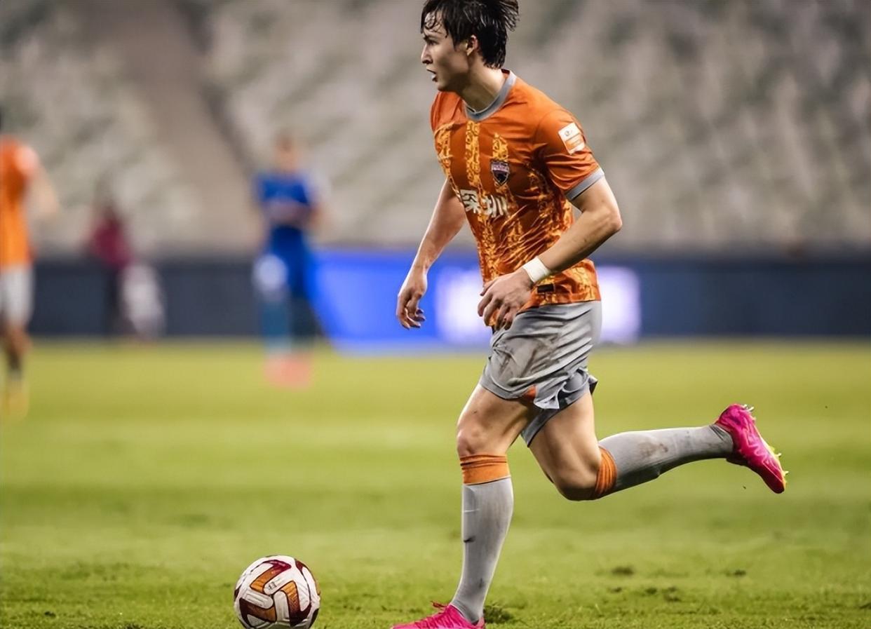 黑白直播nba-上港队主帅透露最新备战安排