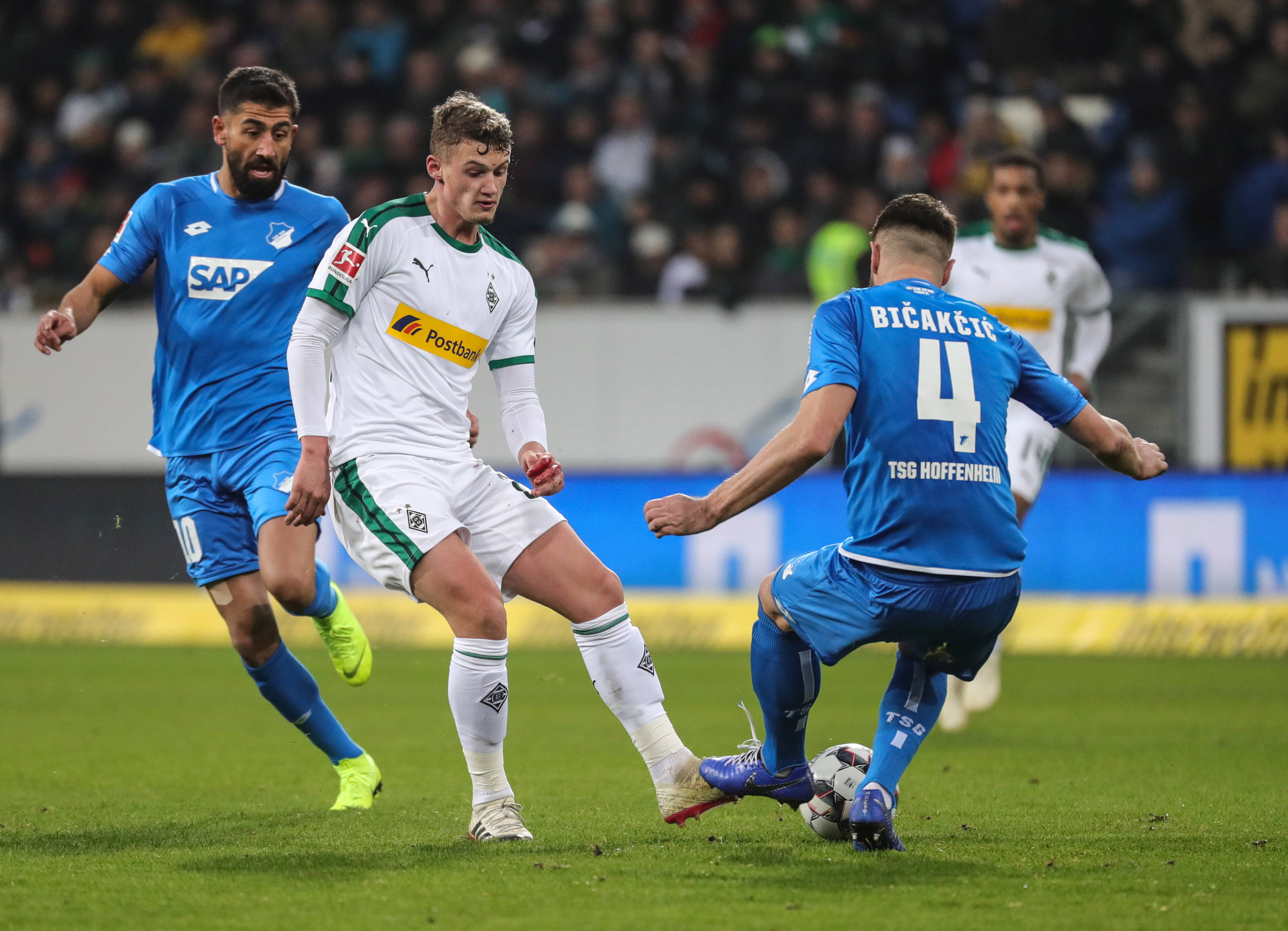 汉堡将会在主场对阵门兴格拉德巴赫的简单介绍 汉堡将会在主场对阵门兴格拉德巴赫的简单介绍