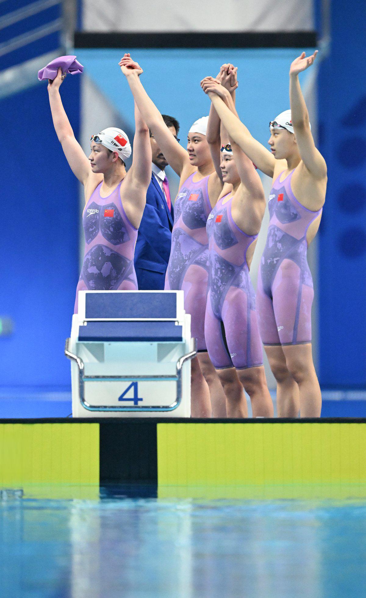 包含俄罗斯游泳选手刷新记录勇夺金牌的词条 包含俄罗斯游泳选手刷新记录勇夺金牌的词条