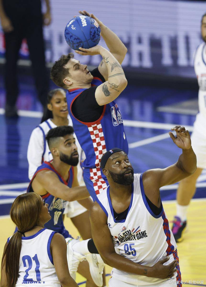 黑白直播nba-快船胜鹈鹕，结束两连败