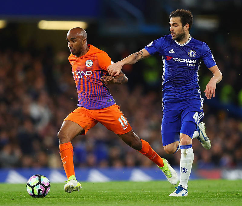 黑白直播网-豪门对决！高尔夫上演世纪大战