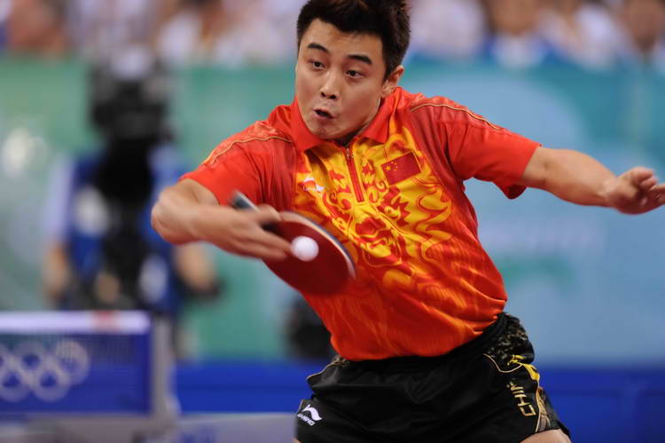 德国队横扫英格兰队,奥恰洛夫高光表现 德国队横扫英格兰队,奥恰洛夫高光表现