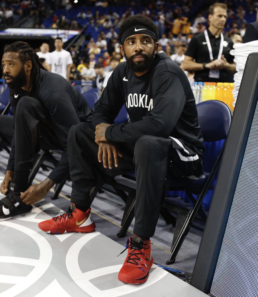 黑白直播-猛龙绝杀新疆队，欧文扛起全队