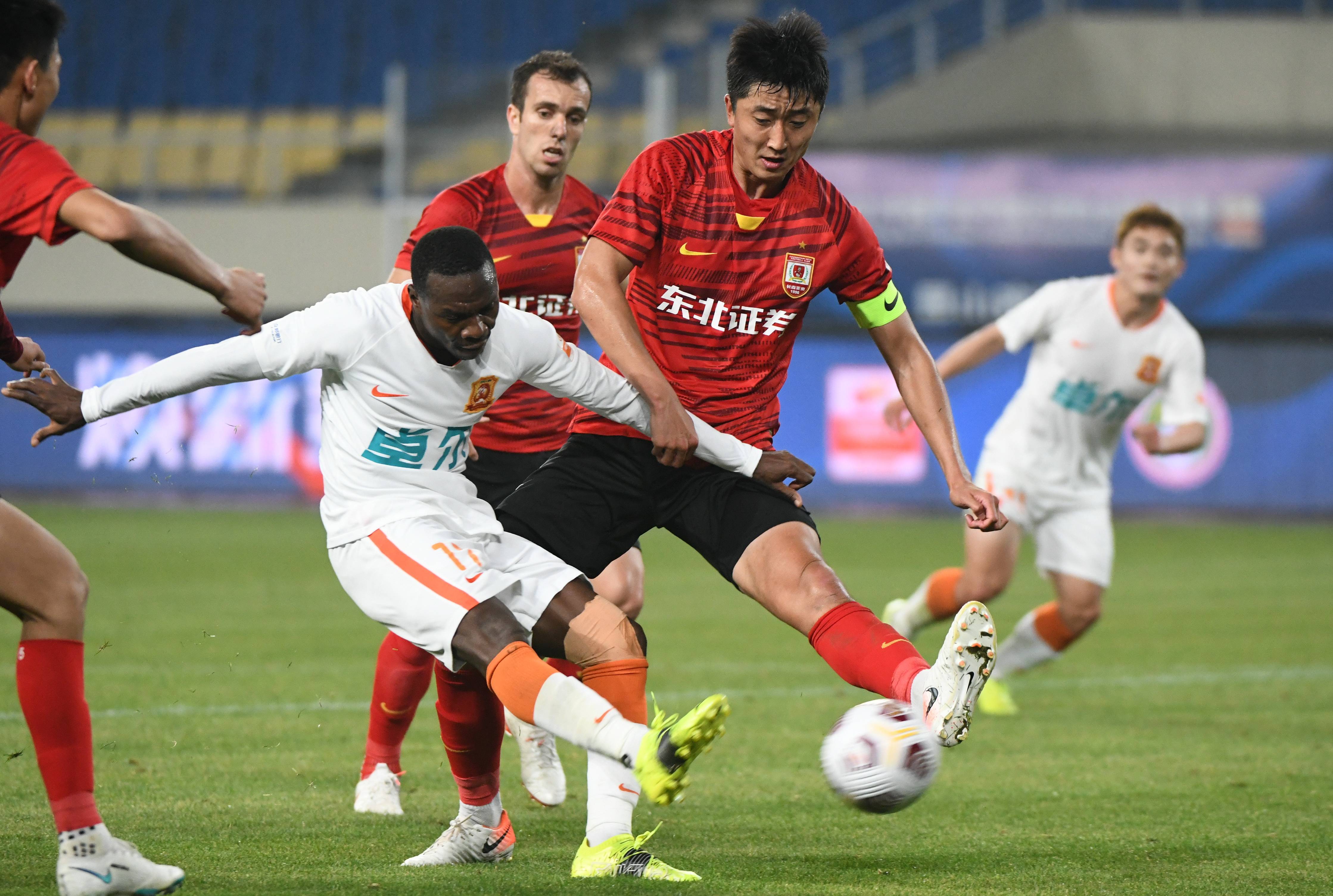 拜仁慕尼黑面临阿贾克斯的挑战