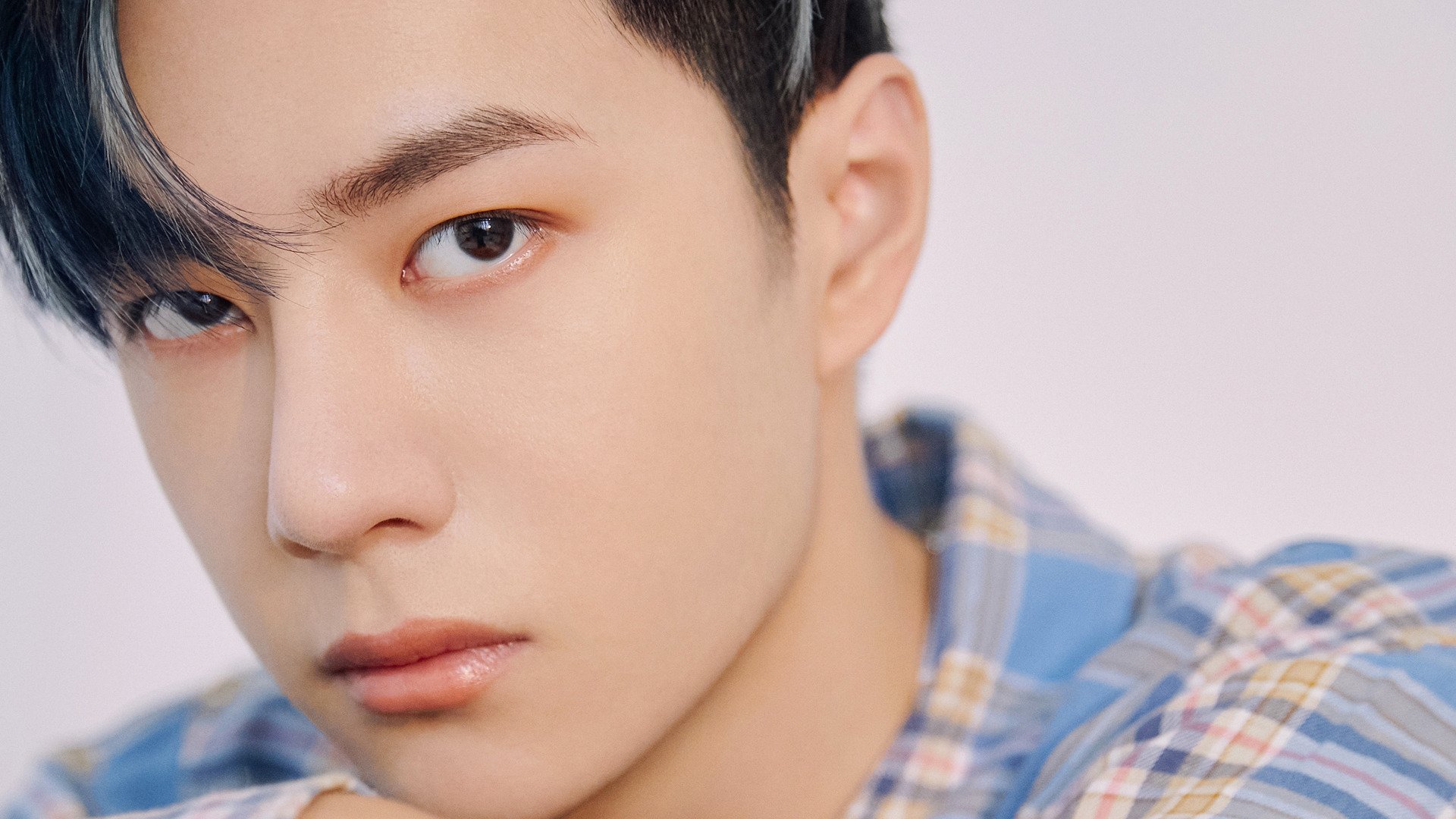 爱德华兹狂飙43分撕裂防线,太阳三巨头合力烤焦雷霆晋级