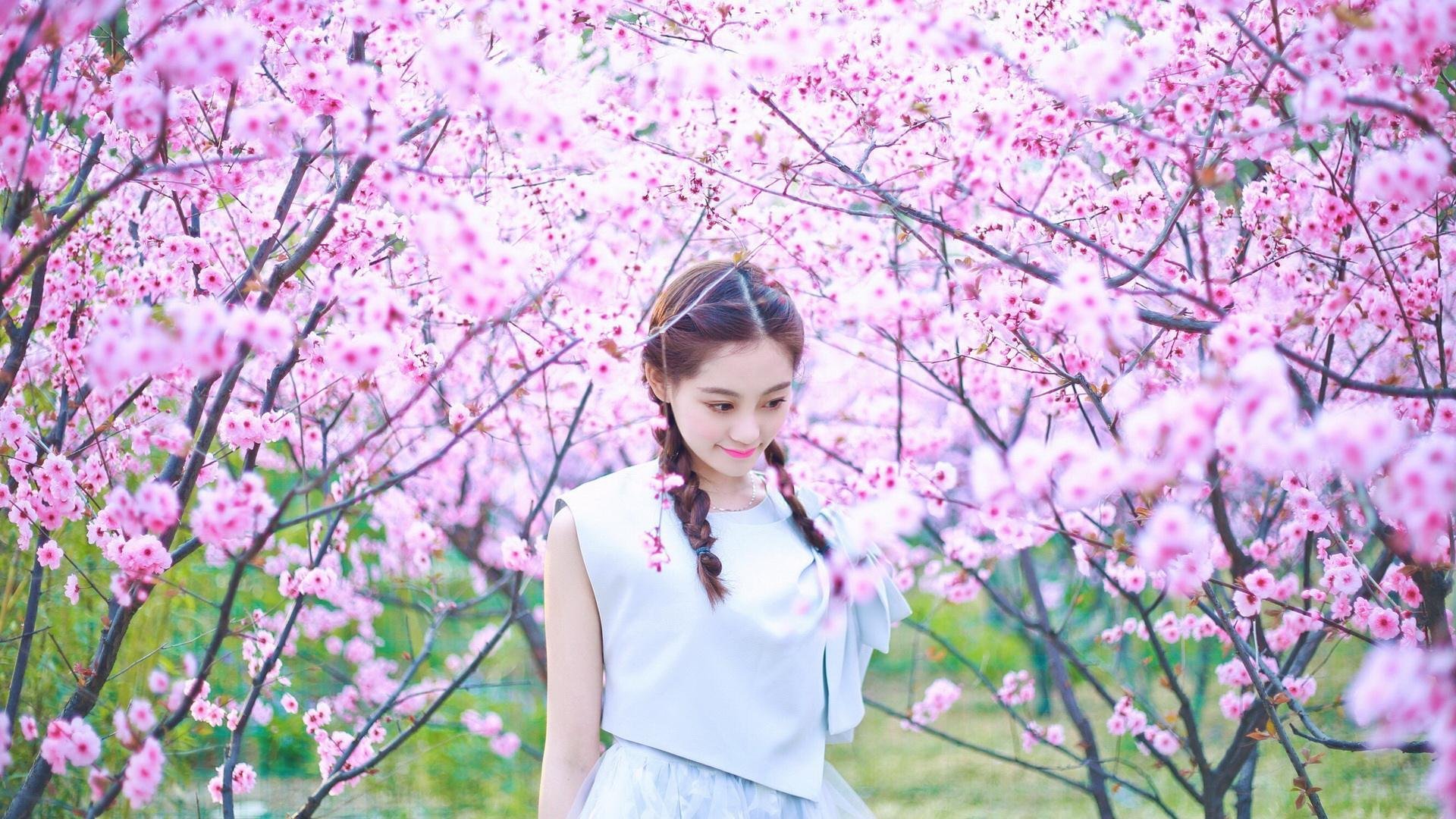 黑白直播网-钢铁防线显神威，阿坎吉头槌定江山，苏格兰三球粉碎荷兰