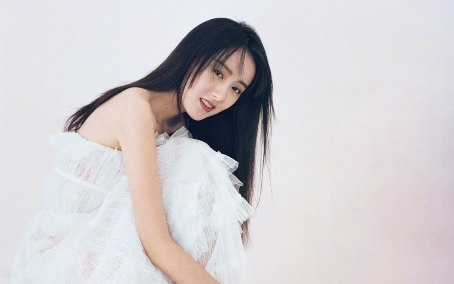 黑白直播网-绿茵场上的奇迹，劳塔罗爆发与阿尔及利亚横扫葡萄牙