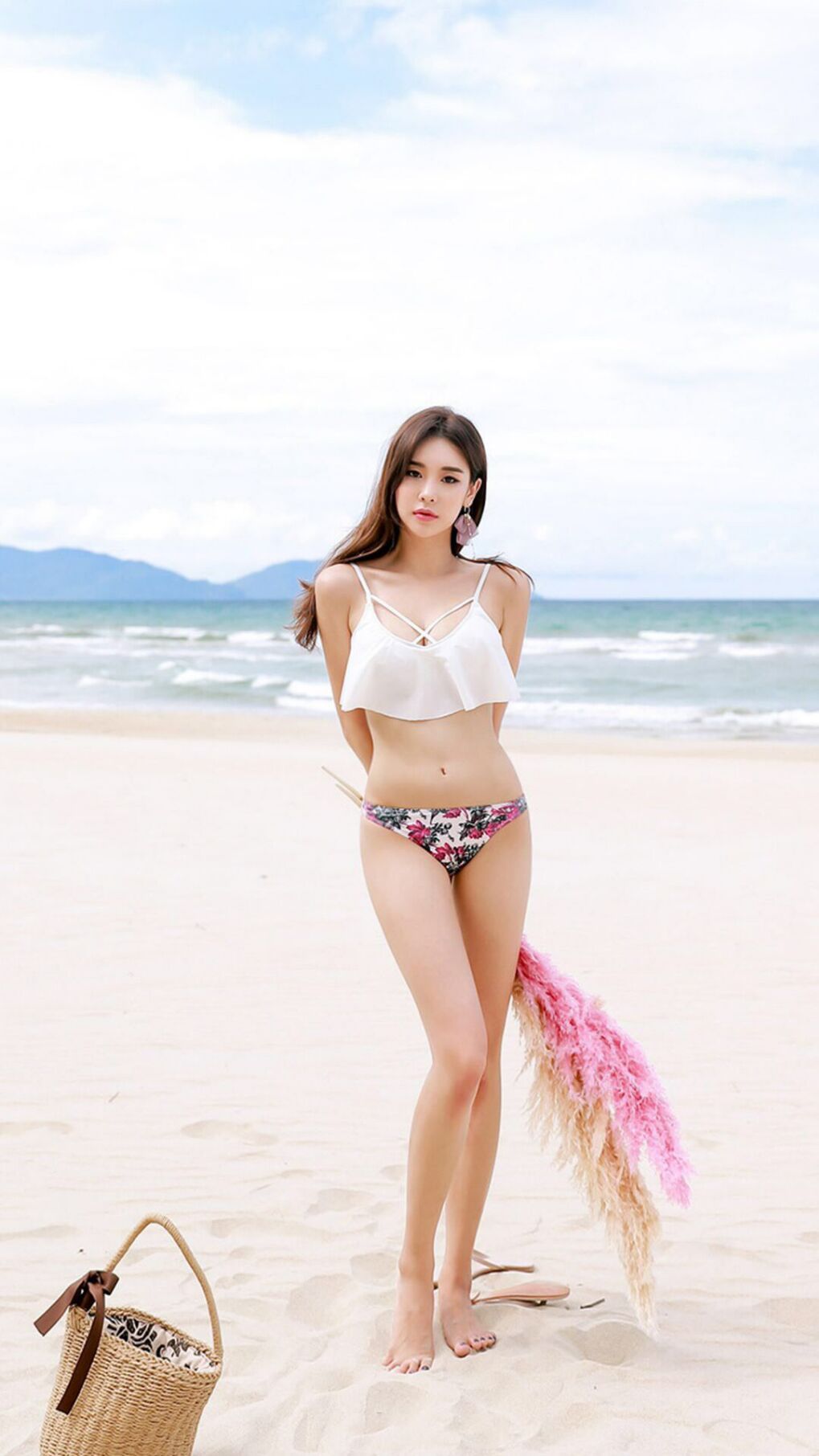 黑白直播-杰伦格林爆发难救主，雄鹿生死时刻一剑封喉逆袭灰熊