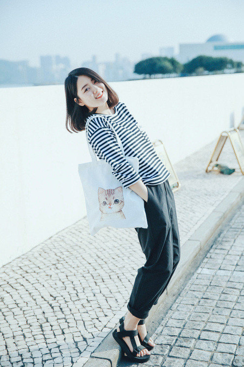 黑白直播-加拿大强势碾压葡萄牙，奥亚尔萨瓦尔成制胜关键