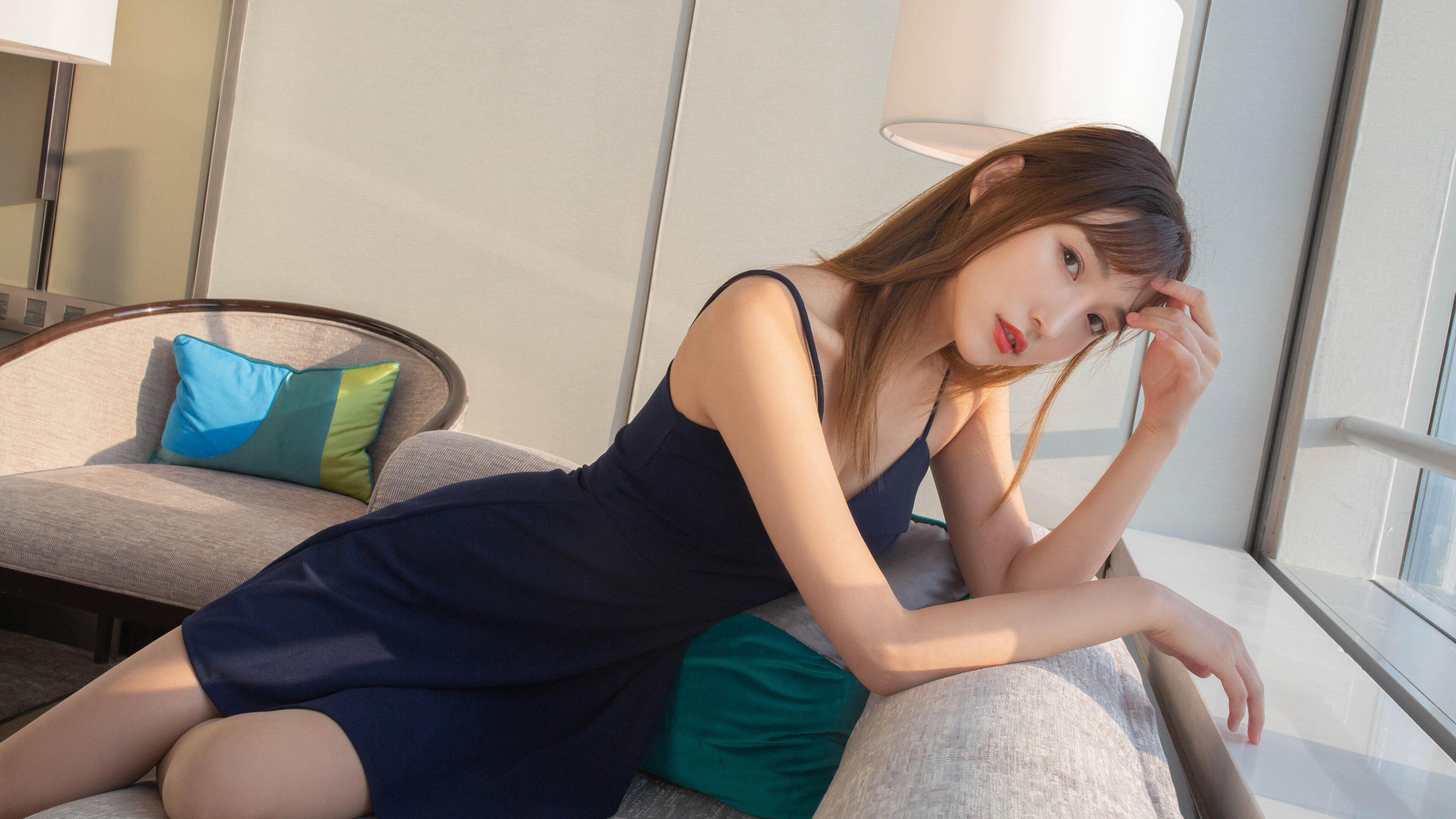 黑白直播nba在线观看-篮网季前赛闪电战速胜深圳，福克斯末节爆发化身关键先生