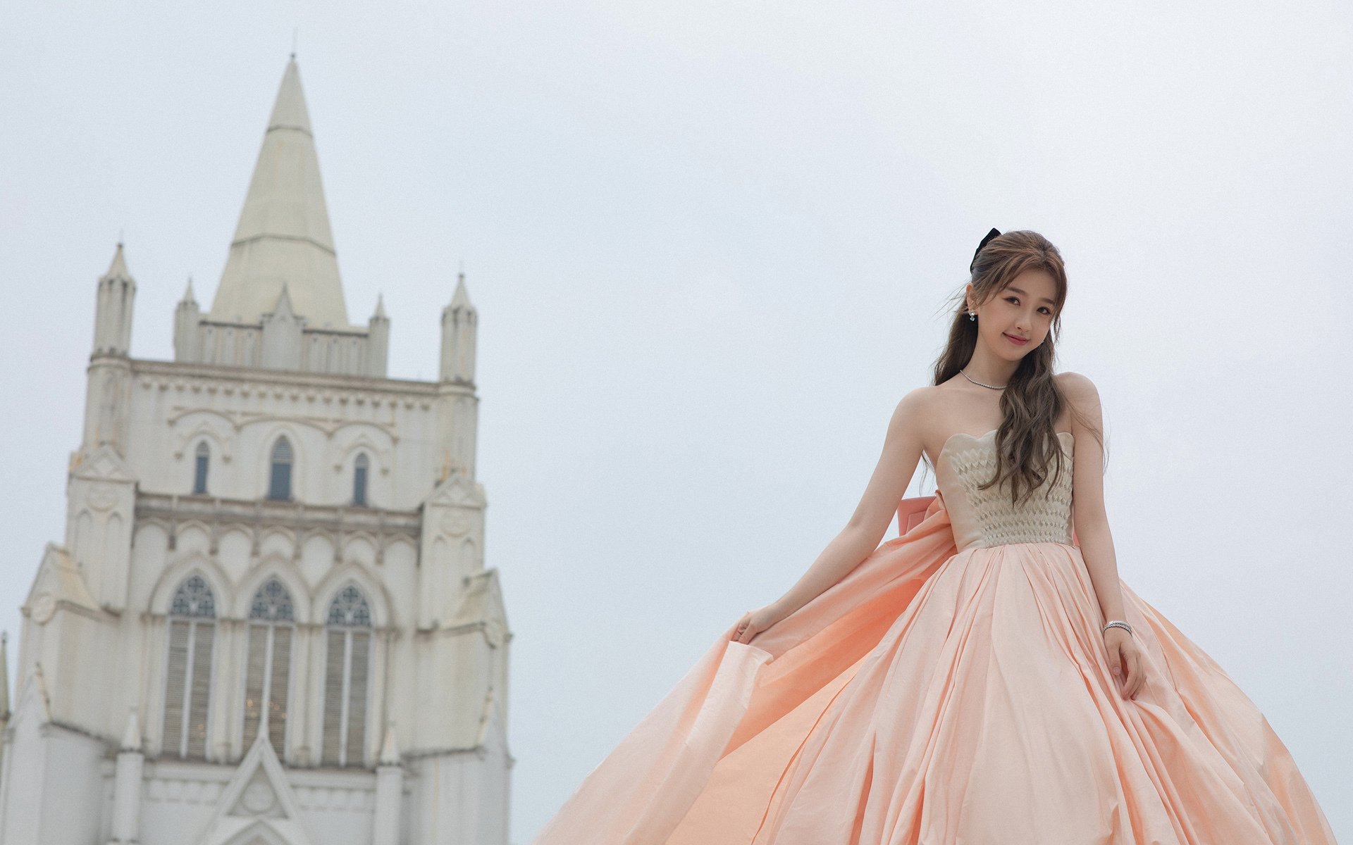 黑白直播在线观看nba-硬仗之王布伦森撕裂防线，团队至上的凯尔特人无懈可击击败灰熊